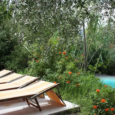 Catiadas Casa Con Piscina E Terreno 1 *